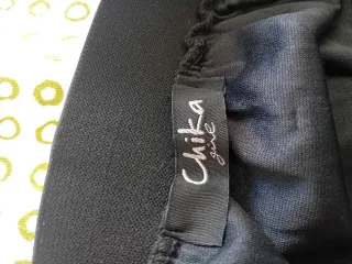 Gonna elegante nera plissettata