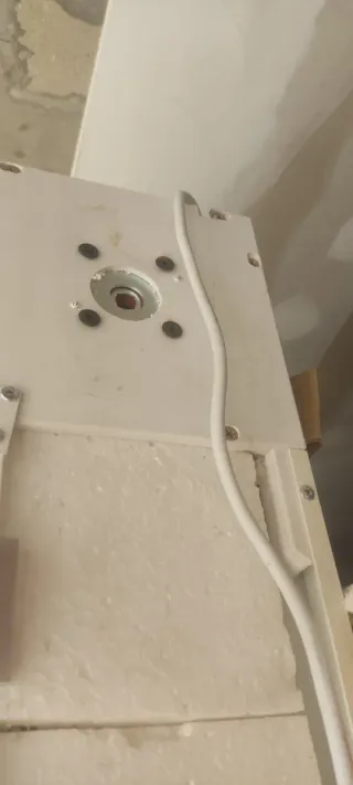 Puerta aluminio con persiana