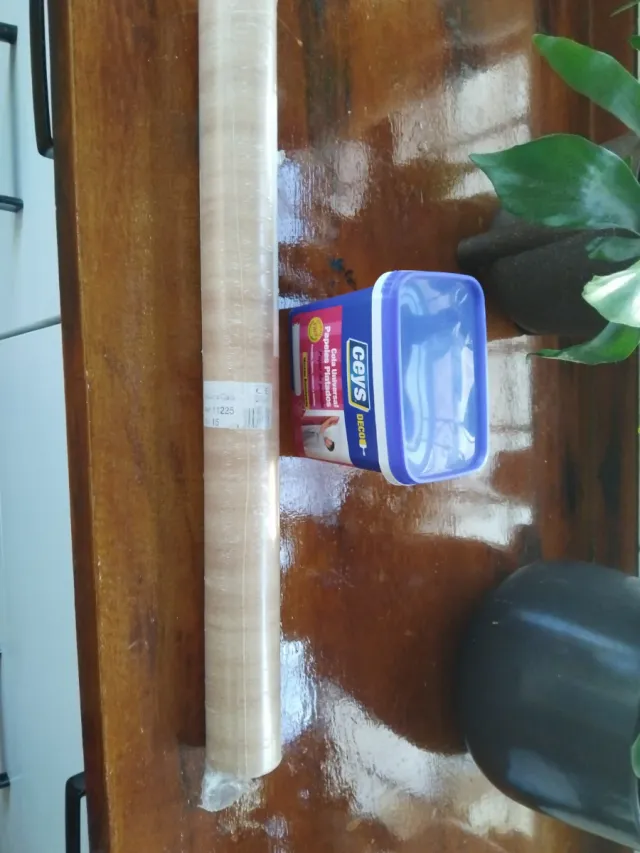 Papel pintado y pegamento CEYS. NO REALIZO ENVIO