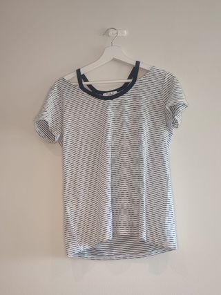 Blusa MSM blanca con rayas azules – Talla M