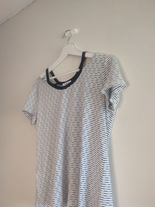 Blusa MSM blanca con rayas azules – Talla M