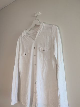 Blusa blanca – Talla M, buen estado (sin marca)