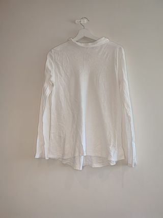 Blusa blanca – Talla M, buen estado (sin marca)