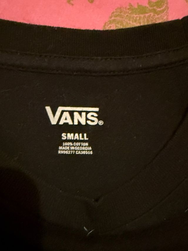 Camiseta Vans Negra.