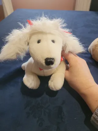 Peluche cane bianco e cane beige
