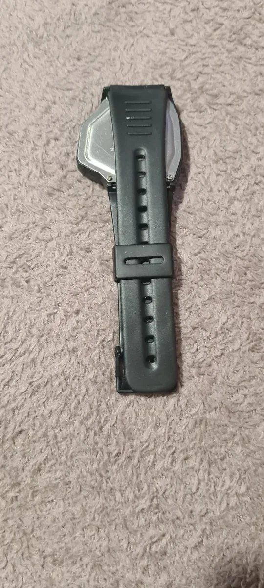 Reloj X-KD con mando a distancia