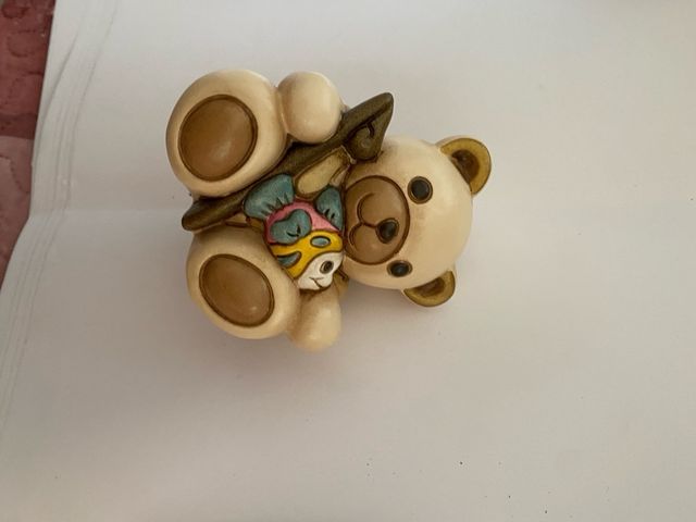 Orsetto Thuno chef con pizza