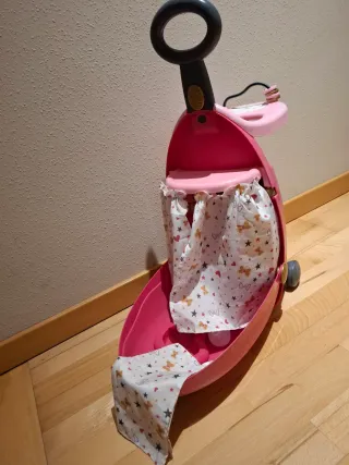 Trona, cuna, armario y trolley de juguete Smoby