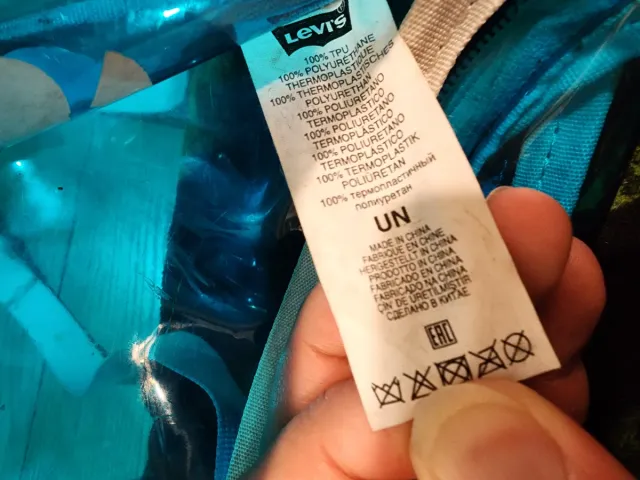 Riñonera Levi's Azul Semitransparente