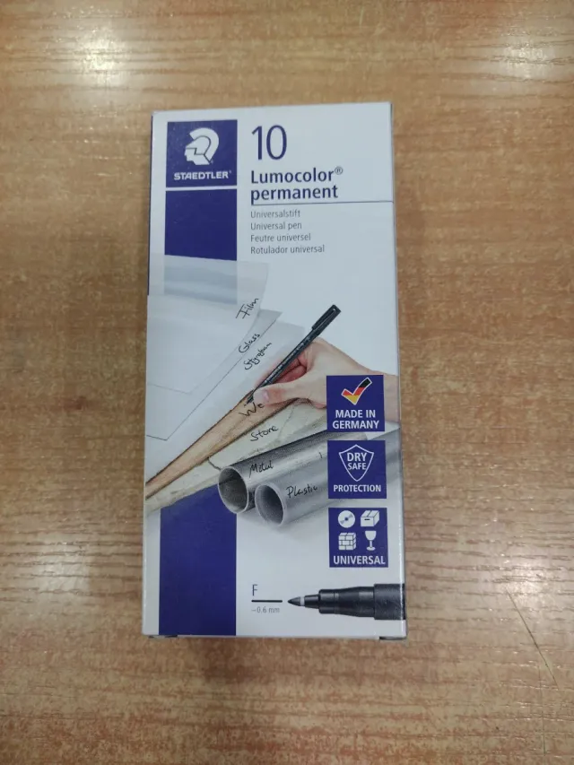 Caja 10 Rotuladores STAEDTLER Lumocolor