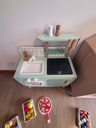 Cocina de madera infantil
