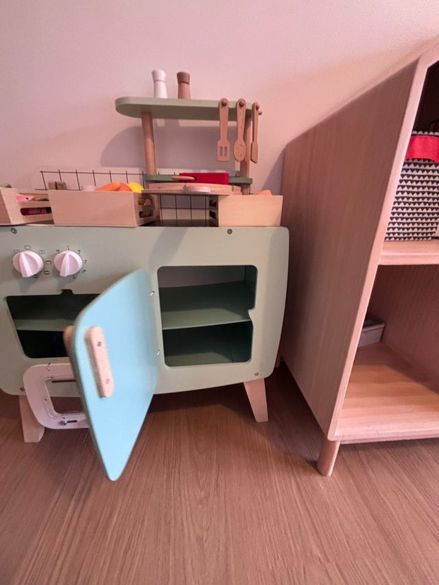 Cocina de madera infantil