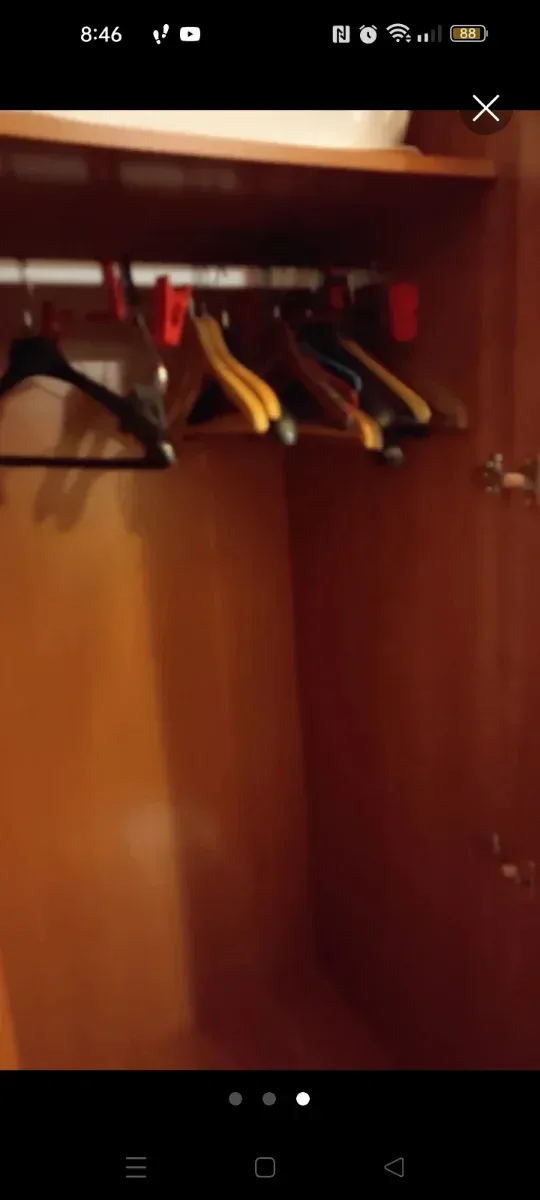 Armario ropero grande de madera