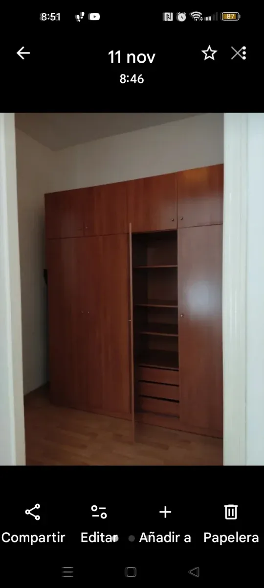 Armario ropero grande de madera