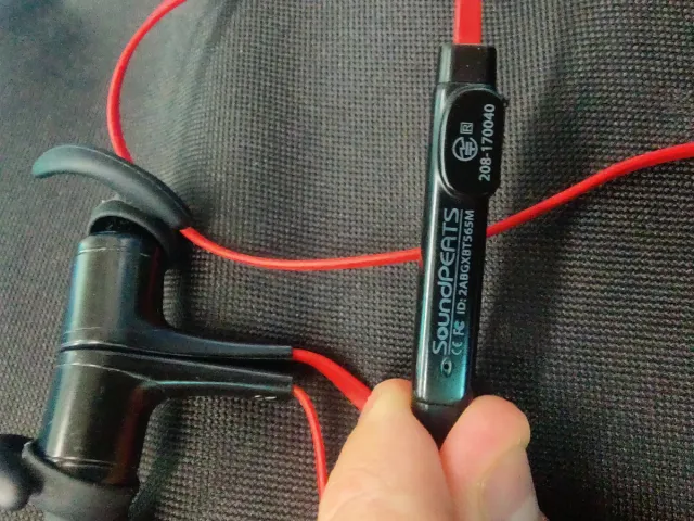 SoundPEATS Q12 Bluetooth Deporte Magnéticos