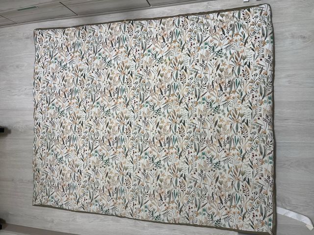 Enrollagateo estampado floral