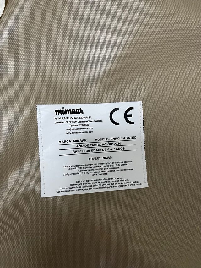 Enrollagateo estampado floral