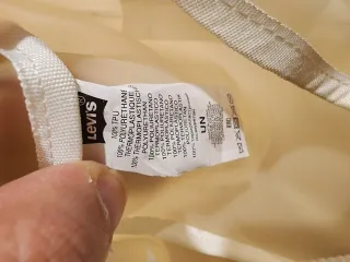 Riñonera Levi's Blanca semitransparente