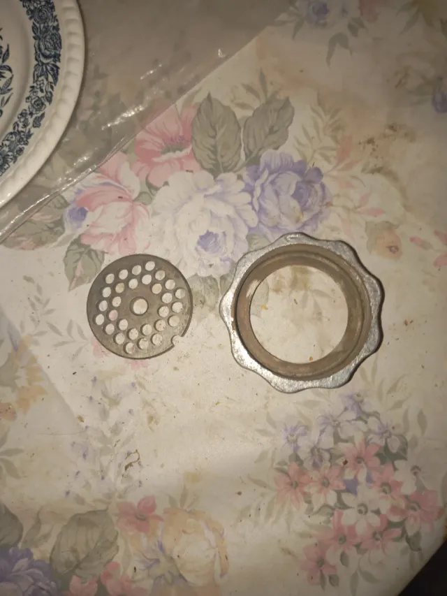 Picadora de carne antigua coleccionista