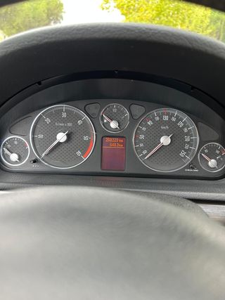 Peugeot 407 coupé 2010