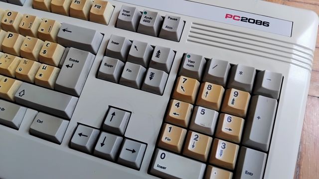 Teclado Amstrad PC2086