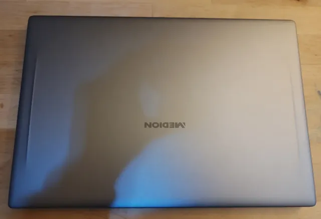 Portátil Medion i5 8ª Gen Gris