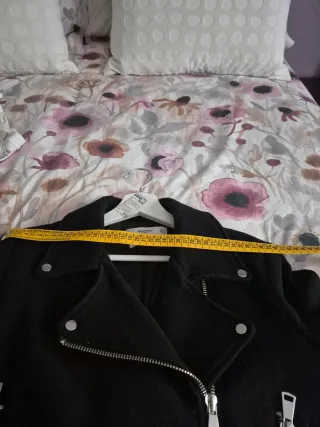 Abrigo Mango Negro Talla M