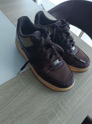 Nike Air Force 1 sticky rubber