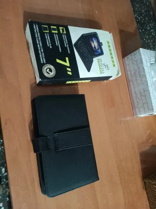 Funda para tablet con teclado