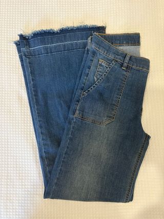 Pantalón vaquero NICOLI. TALLA 14