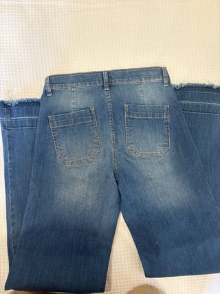 Pantalón vaquero NICOLI. TALLA 14