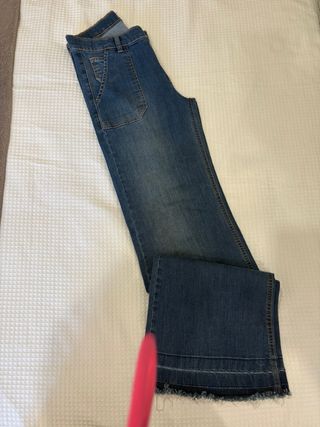 Pantalón vaquero NICOLI. TALLA 14