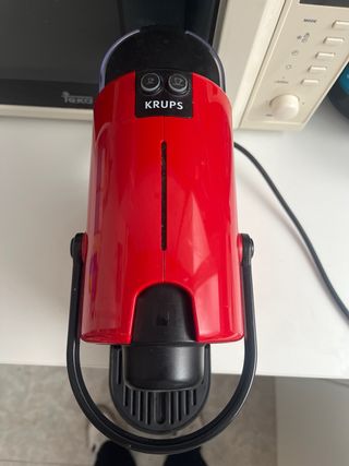 Cafetera Nespresso Roja