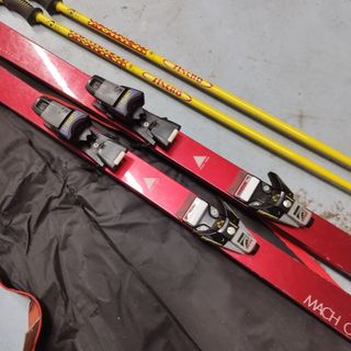 Esquís Mach One Lacroix