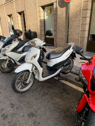 Scooter Sym Symphony 125 Blanca