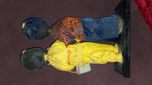 Statuetta Repubblica di Cina abiti tessuto,