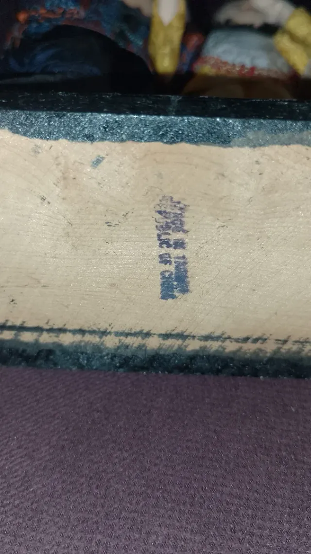 Statuetta Repubblica di Cina abiti tessuto,