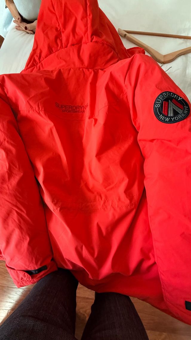 Parka Superdry Roja Talla L