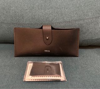 Funda de gafas MNG negra