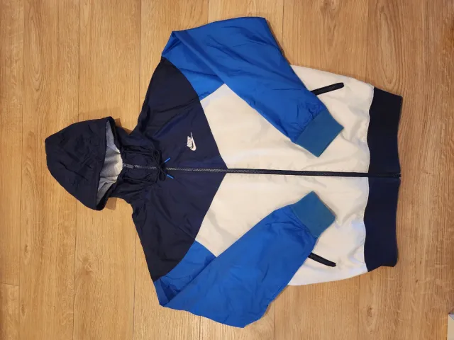 Chaqueta Cortavientos Nike Blanca y Azul