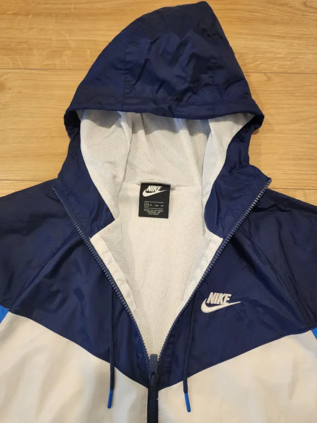 Chaqueta Cortavientos Nike Blanca y Azul