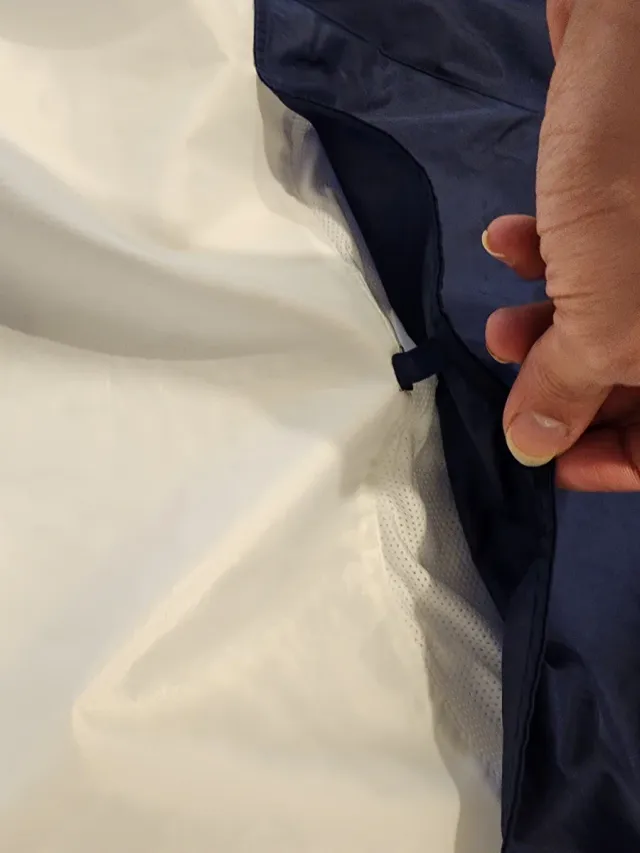 Chaqueta Cortavientos Nike Blanca y Azul