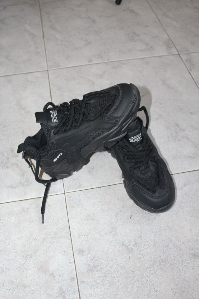Zapatillas deportivas negras