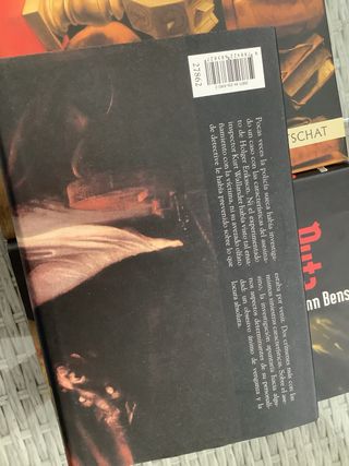 LOTE 4 NOVELAS MISTERIOPOLICÍACASHISTORIA