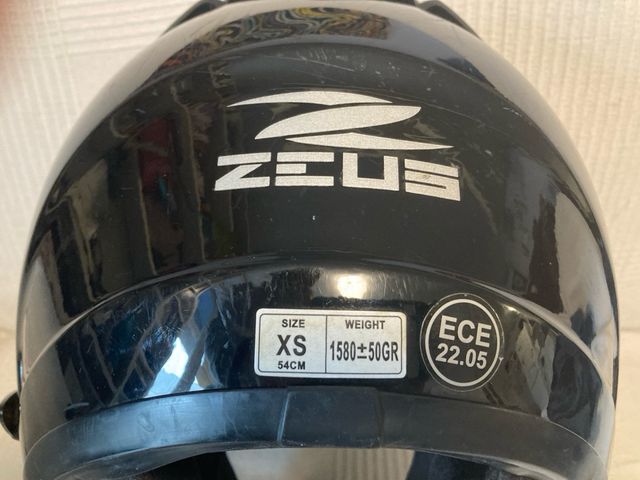 Casco de moto ZEUS