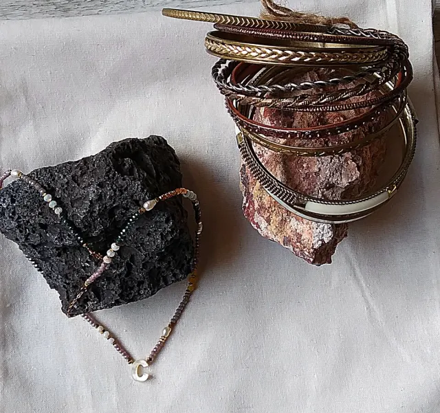 Conjunto Gargantilla y Pulseras Oro Multicolor