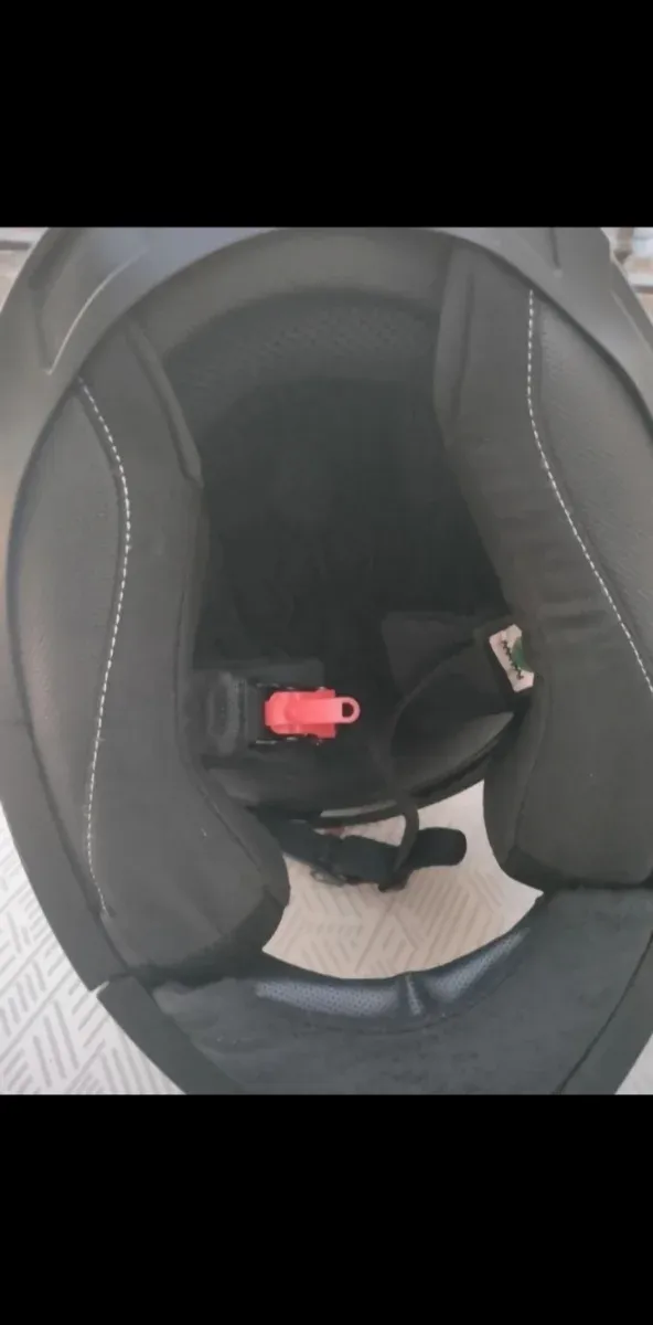 2 Caschi MotoCubo Bianchi Ottime Condizioni