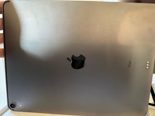 iPad Pro 12.9 256GB + Teclado Magic Keyboard