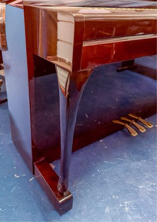 Piano Vertical Yamaha Caoba