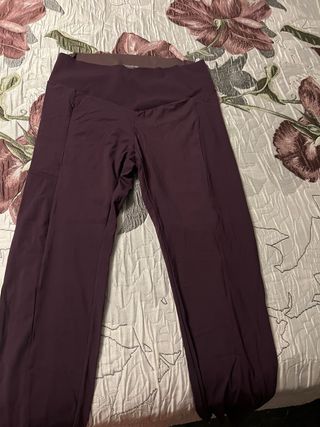 Mallas deportivas moradas